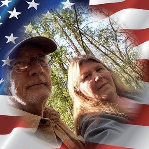 Meet your Posher, Lois